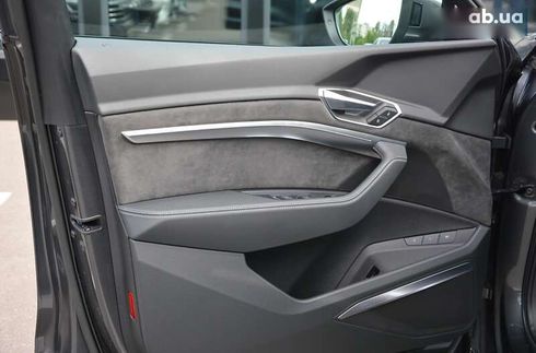 Audi E-Tron 2021 - фото 25