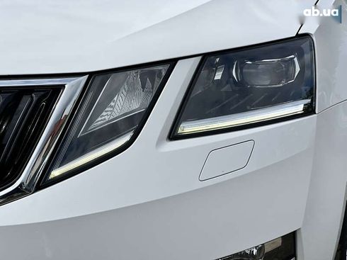 Skoda Octavia 2020 - фото 15