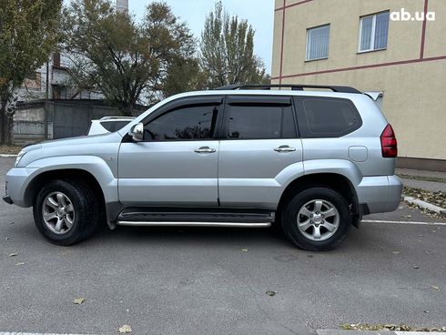 Toyota Land Cruiser Prado 2003 серый - фото 4