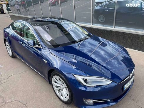 Tesla Model S 2018 - фото 19