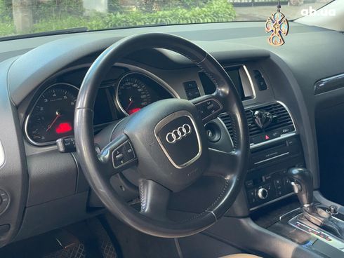 Audi Q7 2010 белый - фото 13