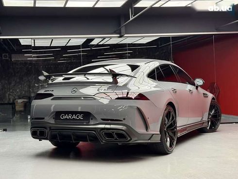 Mercedes-Benz AMG GT 4 2019 - фото 16