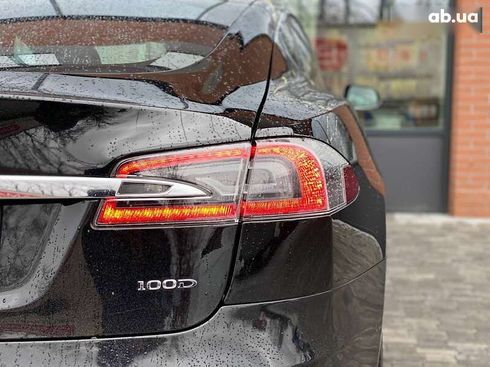 Tesla Model S 2019 - фото 10