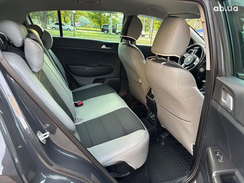 Kia Sportage 2019 серый - фото 17