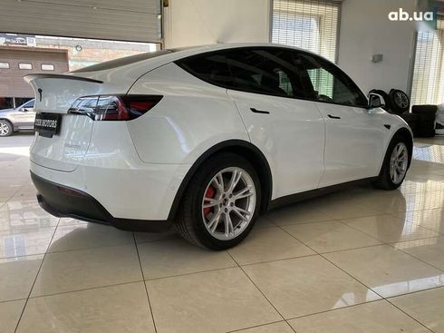 Tesla Model Y 2021 - фото 21
