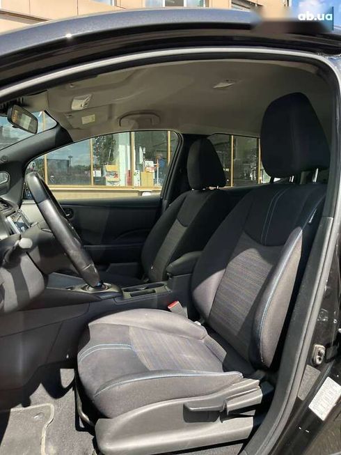 Nissan Leaf 2021 - фото 5
