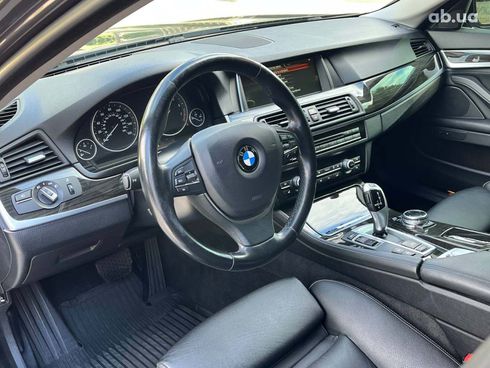 BMW 5 серия 2014 серый - фото 25