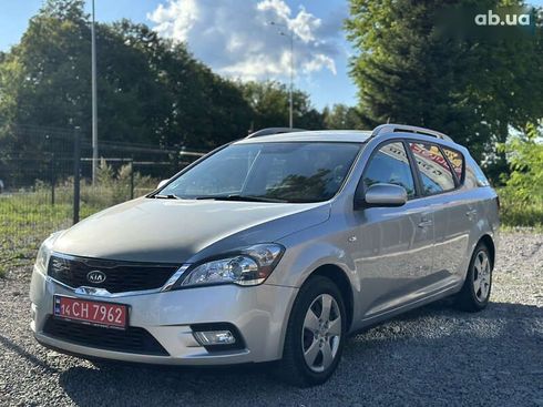 Kia Cee'd 2011 - фото 9