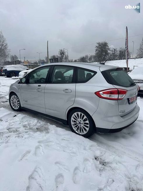 Ford C-Max 2017 - фото 9