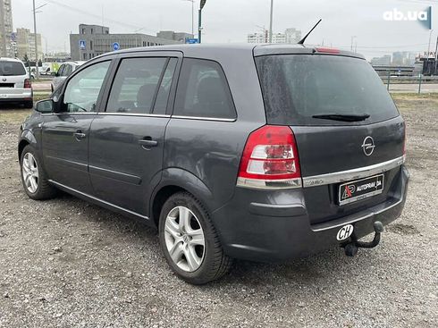 Opel Zafira 2009 - фото 12