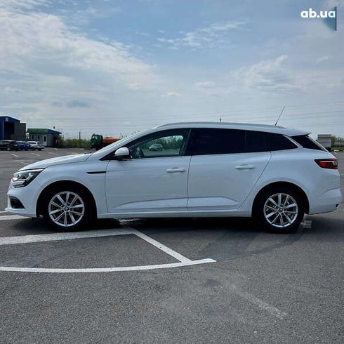 Renault Megane 2018 - фото 6