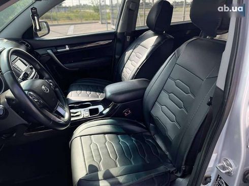 Kia Sorento 2013 - фото 13