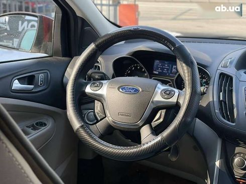 Ford Escape 2014 - фото 16