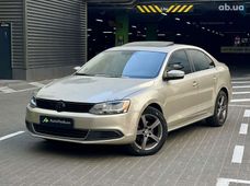 Продажа б/у Volkswagen Jetta 2013 года в Киеве - купить на Автобазаре