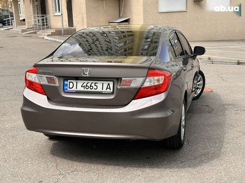 Honda Civic 2012 - фото 16