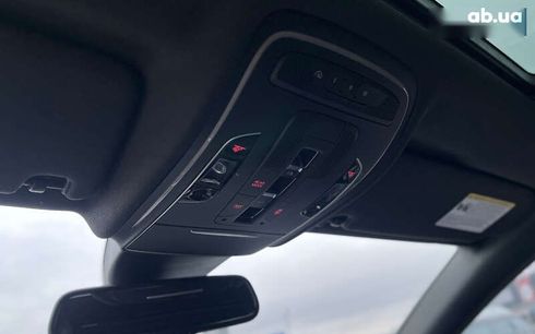 Audi A8 2017 - фото 16