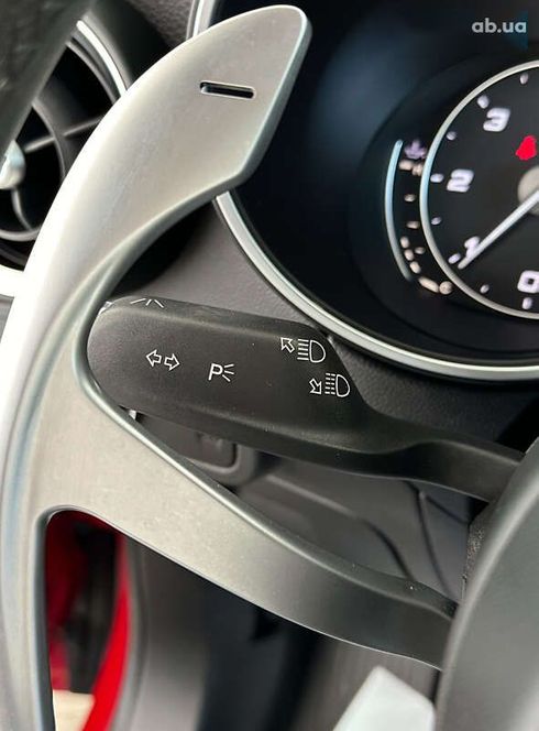 Alfa Romeo Stelvio 2017 - фото 28