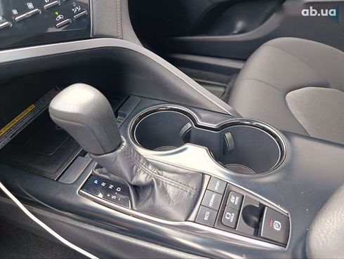 Toyota Camry 2019 - фото 24