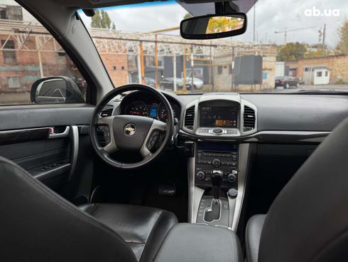 Chevrolet Captiva 2015 черный - фото 44