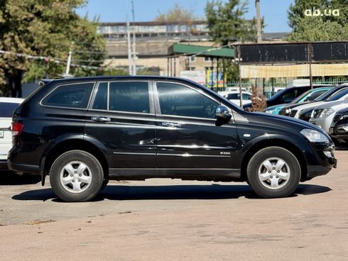 SsangYong Kyron 2010 черный - фото 2