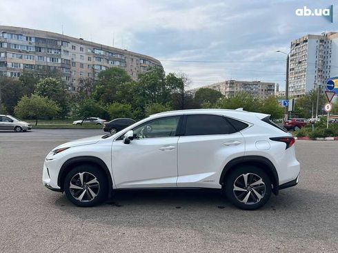 Lexus NX 2020 - фото 6