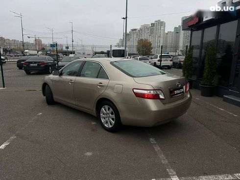 Toyota Camry 2008 - фото 9