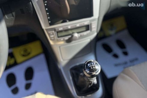 Toyota Avensis 2006 - фото 17