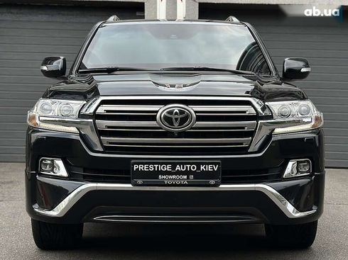 Toyota Land Cruiser 2017 - фото 7