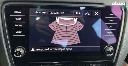 Skoda Octavia 2019 - фото 30