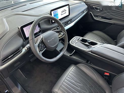 Maxus Mifa 9 2022 - фото 9