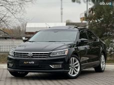 Продажа б/у Volkswagen Passat 2017 года - купить на Автобазаре