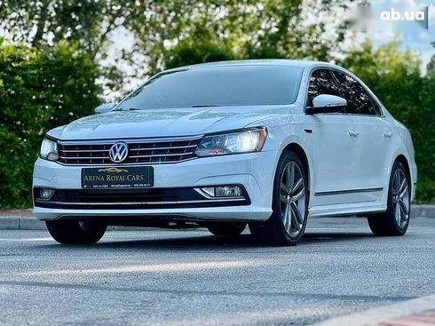 Volkswagen Passat 2017 - фото 9