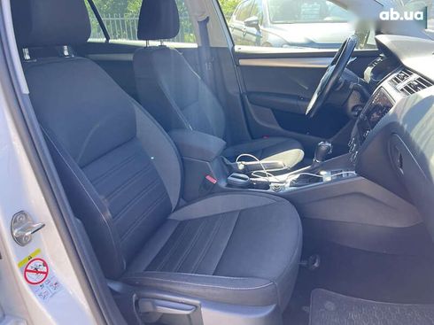 Skoda Octavia 2018 - фото 25