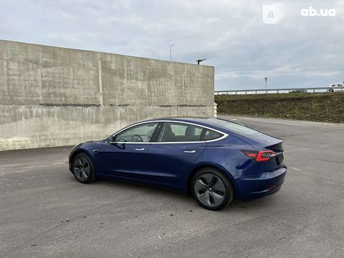 Tesla Model 3 2019 - фото 15