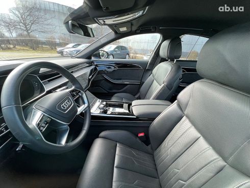 Audi A8 2021 - фото 37