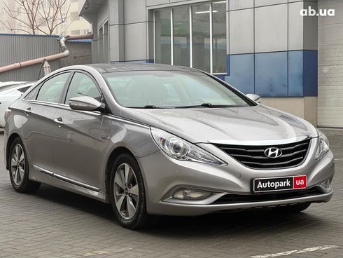 Hyundai Sonata 2011 серый - фото 4