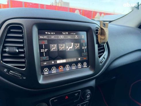 Jeep Compass 2019 - фото 24