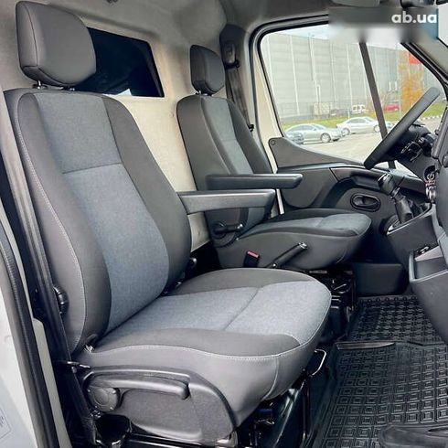 Renault Master 2020 - фото 21