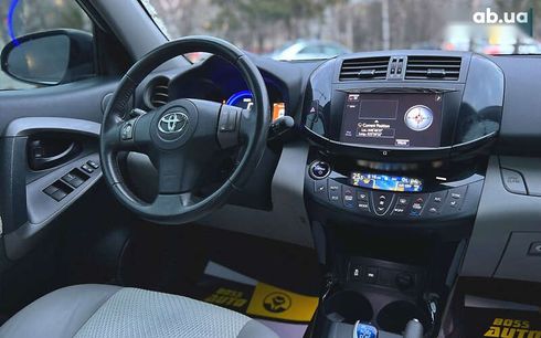 Toyota RAV4 2014 - фото 12