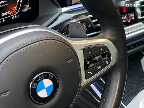 BMW X7 2020 - фото 21