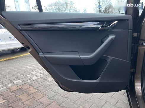Skoda Octavia 2019 - фото 24