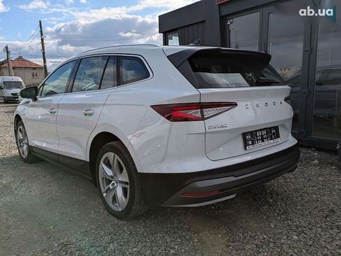 Skoda Enyaq 2023 - фото 6