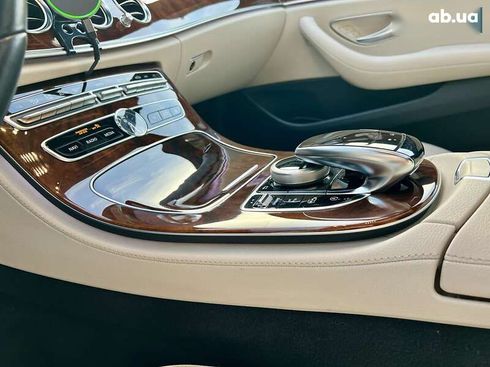 Mercedes-Benz E-Класс 2019 - фото 21