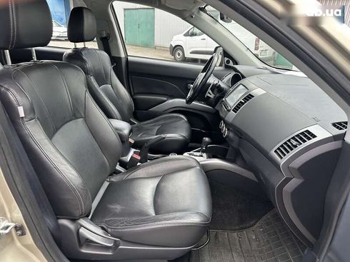 Mitsubishi Outlander 2009 - фото 29