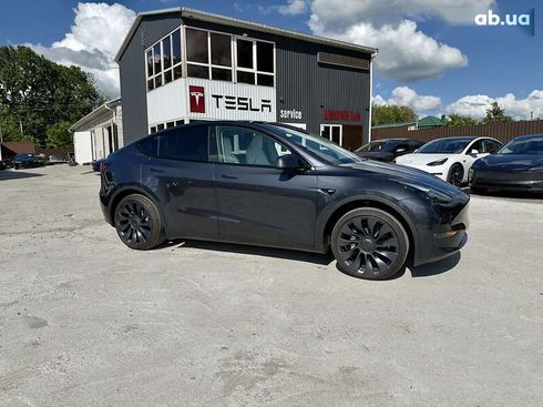 Tesla Model Y 2024 - фото 9