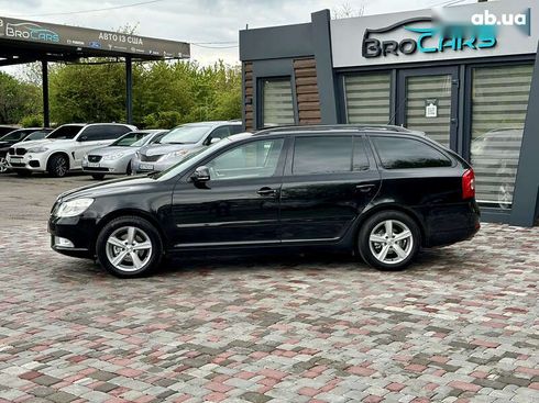 Skoda Octavia 2010 - фото 6
