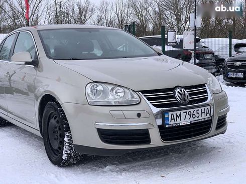 Volkswagen Jetta 2005 - фото 8