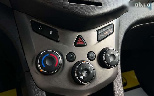 Chevrolet Aveo 2012 - фото 20