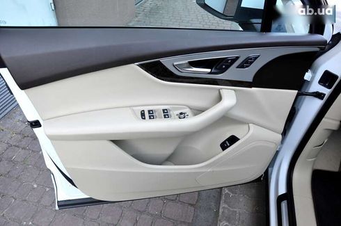 Audi Q7 2017 - фото 16