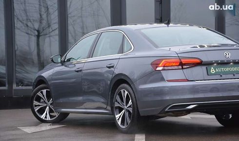 Volkswagen Passat 2021 - фото 9